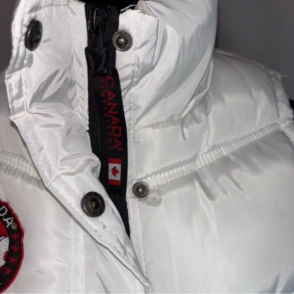 CANADA Weathergear Women’s Snap Up Puffer Vest RN 74299 Size S/C/P - Picture 6 of 16
